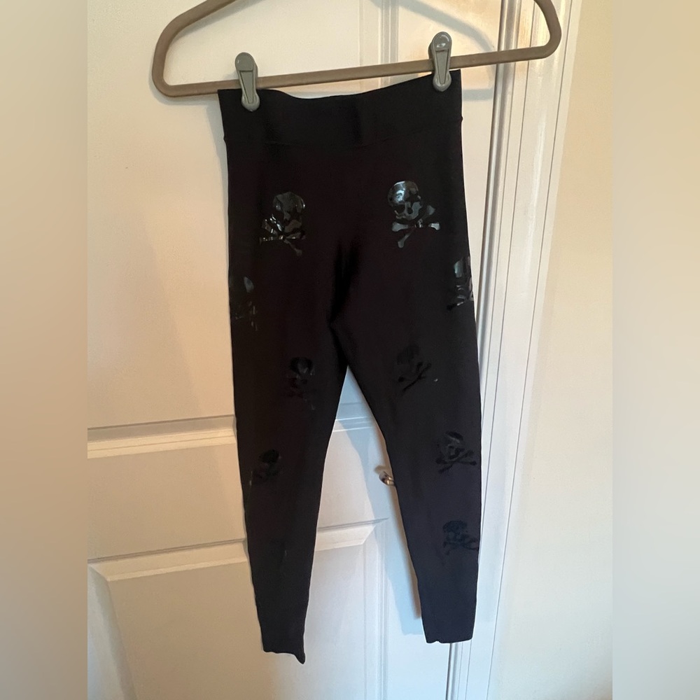 Ultracor x Soulcycle black skull legging, sz XS